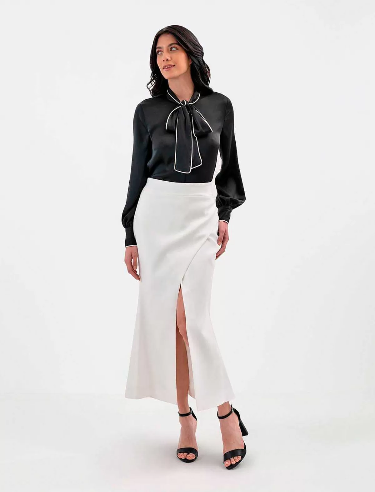 Discount Asymmetric Fascus With Opening Women Skirts