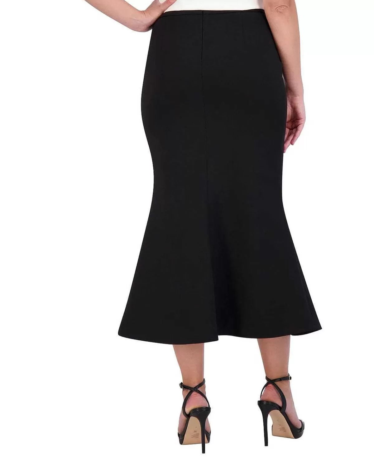 Hot Asymmetric Fascus With Opening Women Skirts